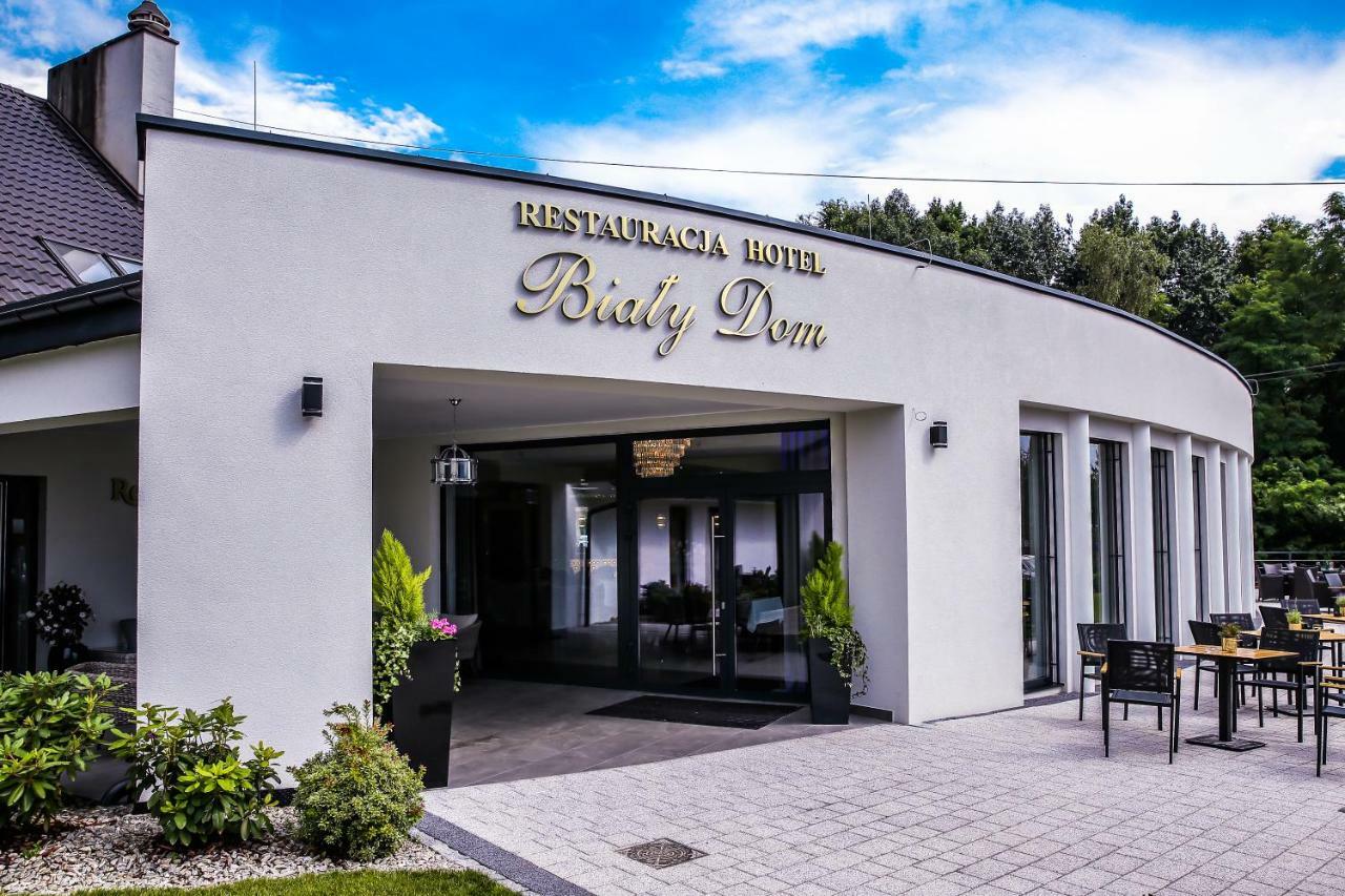 Hotel Bialy Dom Рыбник Экстерьер фото